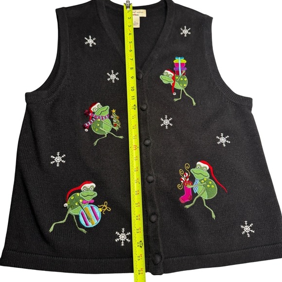 Christmas Sweater Cardigan Vest Black Green Frog Novelty Snowflakes Women's 1X - Picture 14 of 15